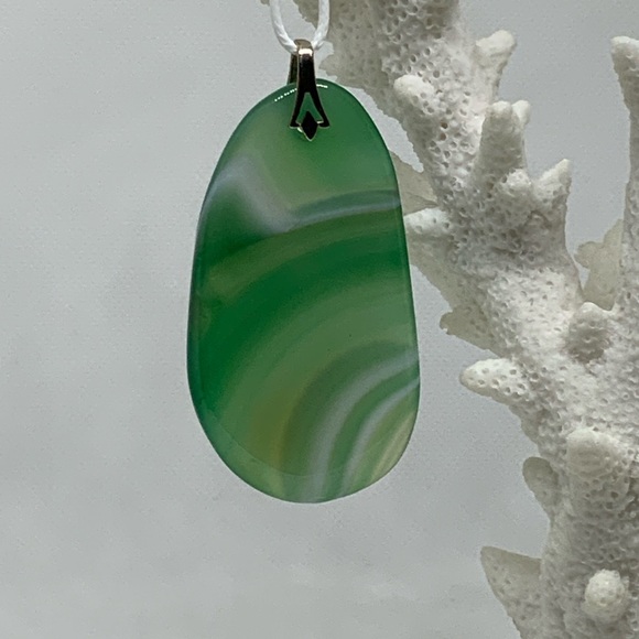 Agate Pendant Necklace on Cotton Cord - Picture 5 of 7